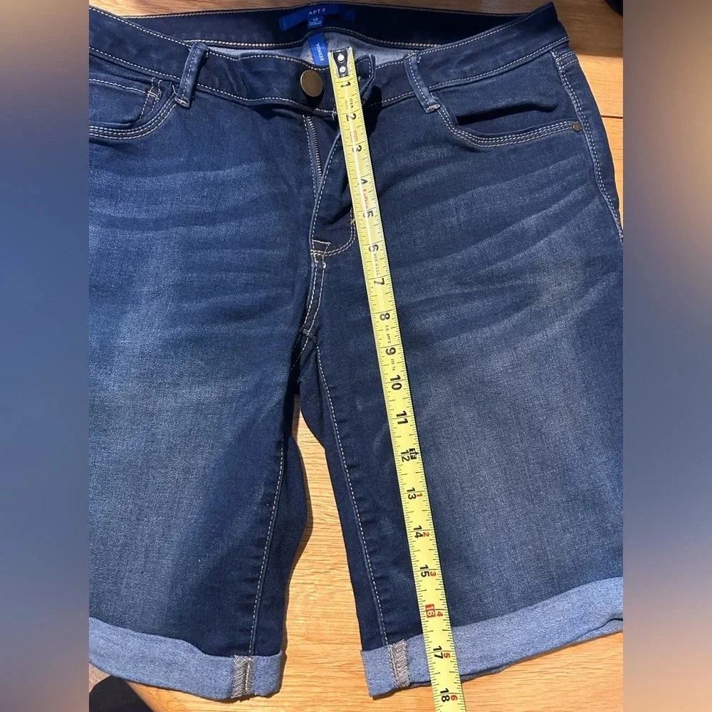Apt 9 Bermuda Jean Shorts Size 14